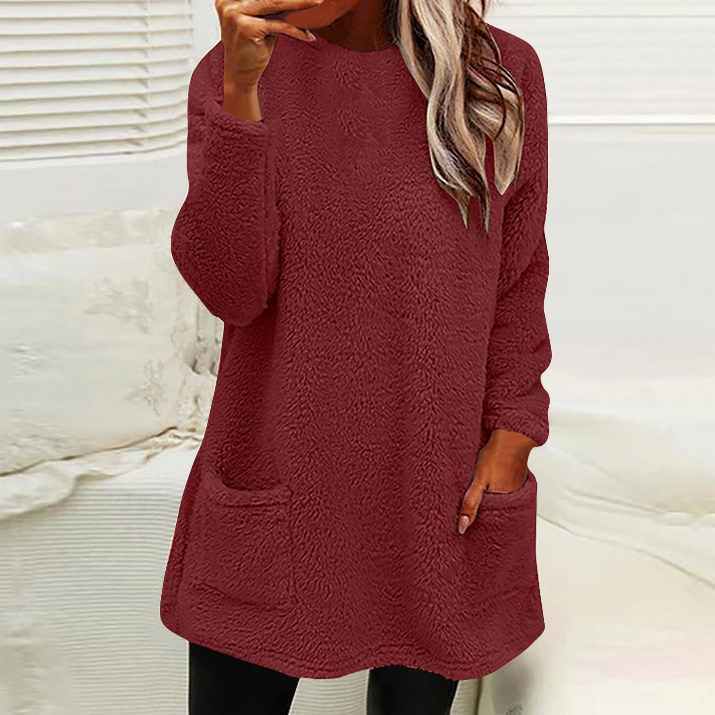 Comfortable Fleece Tunic Sweater for Women with Scalloped Crew Neck Long Sleeve Pocket Oversized Knit Style
