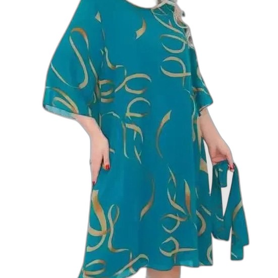 Effortless Abstract Midi Dress for Women with Crew Neck Elbow Sleeve Flowing Casual Style