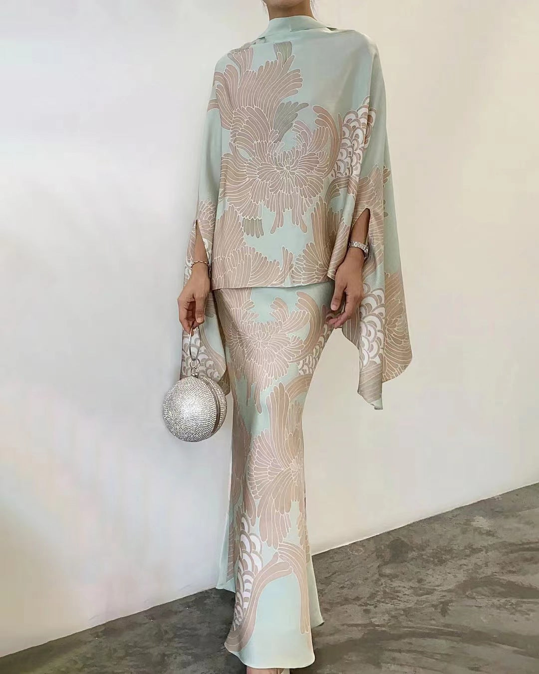 Effortless Printed Satin Maxi Dress for Women with Batwing Sleeve Floor Length Kimono Style