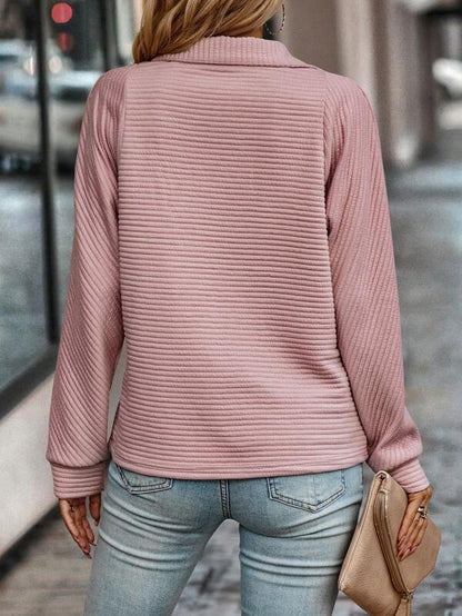Comfortable Ribbed Pullover for Women with Collar Neck Long Sleeve Relaxed Oversized Knit Style