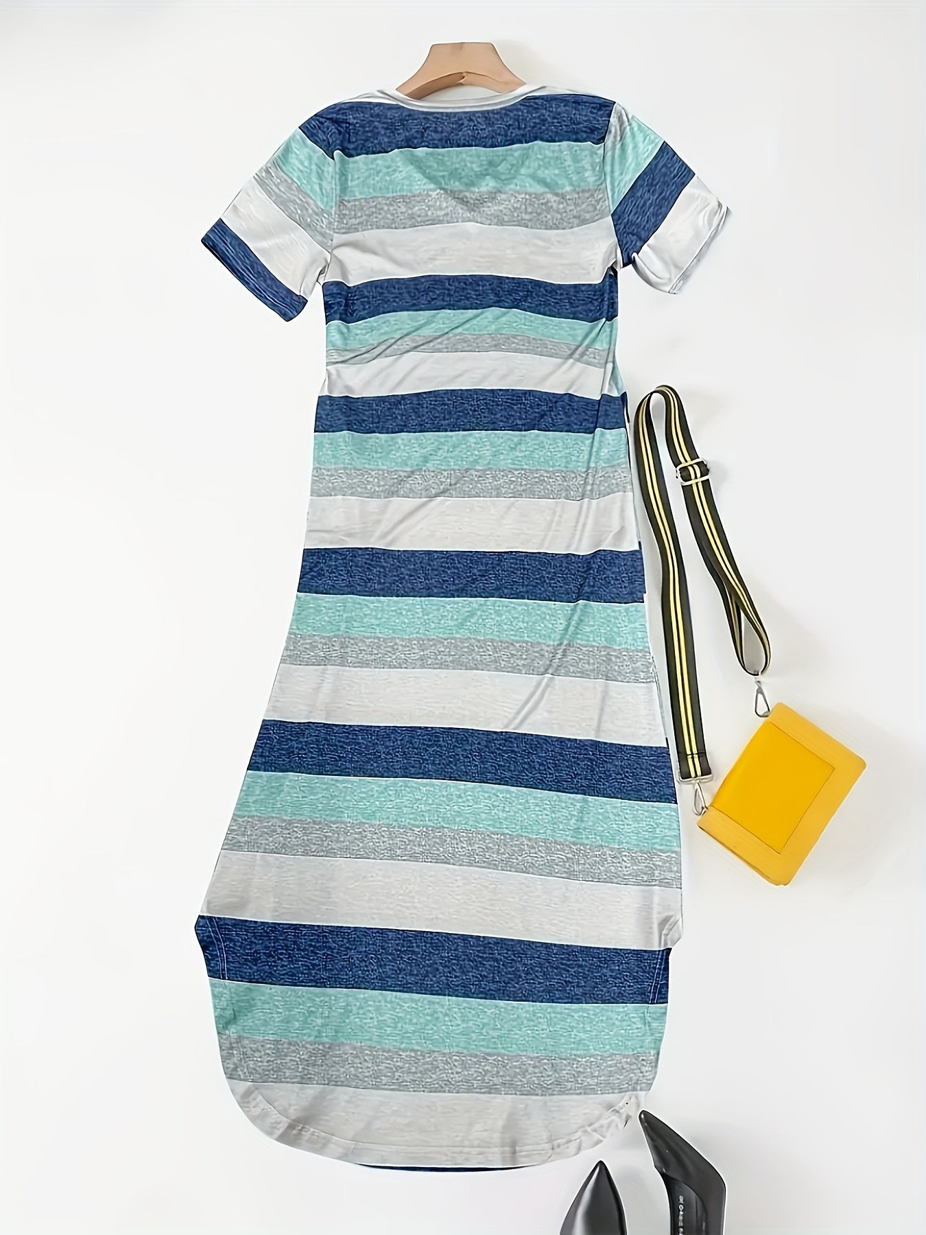 Effortless Striped Maxi Dress for Women with V Neck Short Sleeve Side Slit Relaxed Casual Style