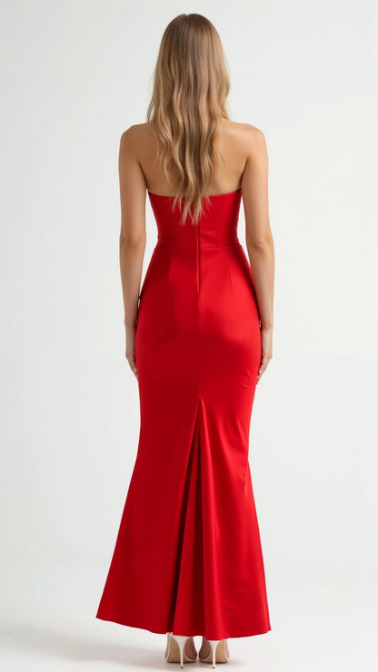 Elegant Velvet Maxi Dress for Women with Strapless Ruched Bodice Mermaid Hem Formal Wedding Guest Style