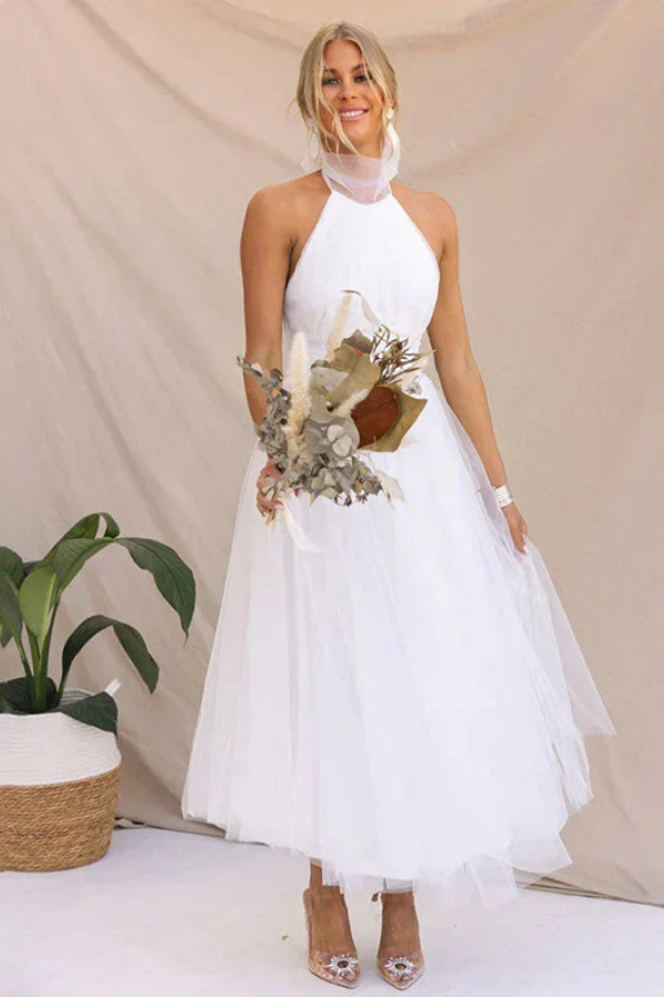 Elegant Tulle Maxi Dress for Women with Halter Neck Full Skirt Formal Wedding Guest Style