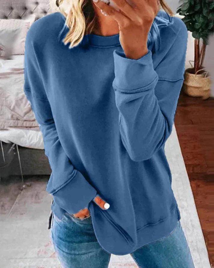 Comfortable Sweatshirt for Women with Crew Neck Long Sleeve Side Slit Relaxed Style