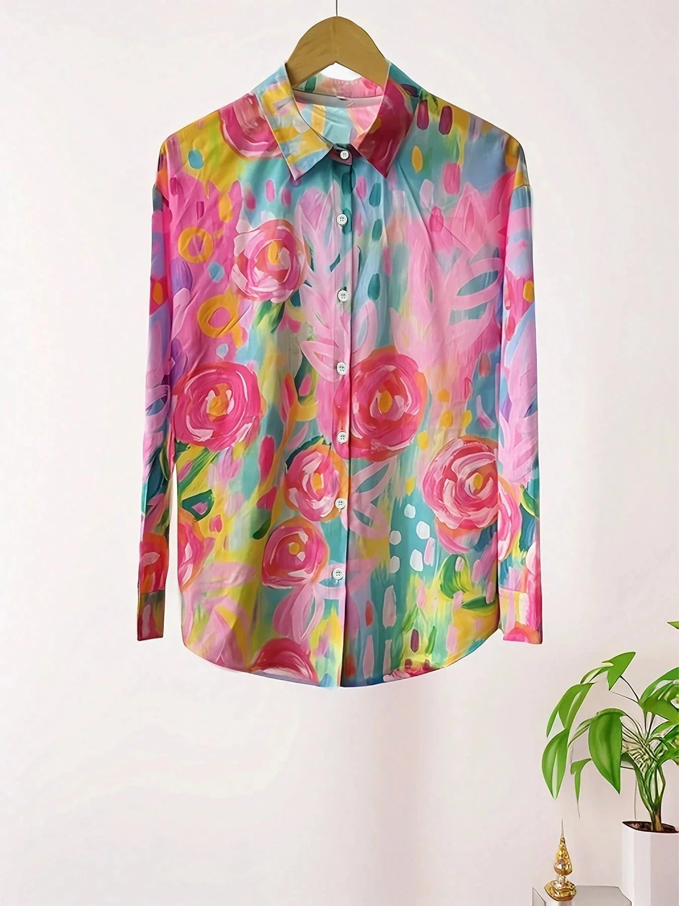 Effortless Floral Print Blouse for Women with V Neck Long Sleeve Button Front Relaxed Casual Style
