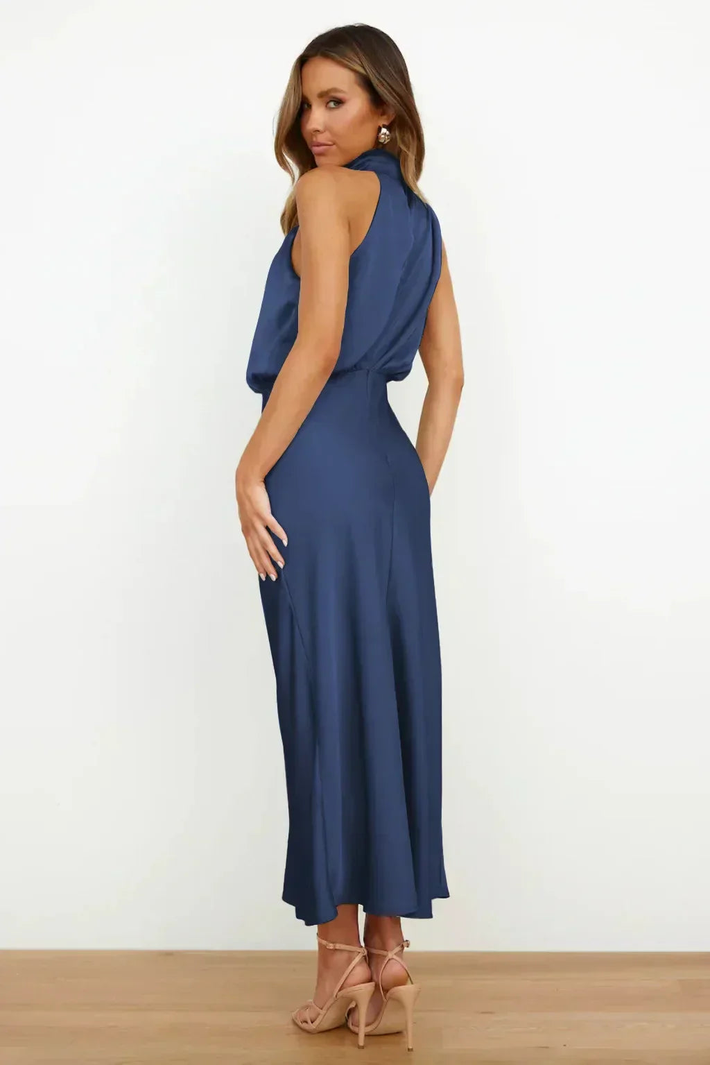 Elegant Satin Maxi Dress for Women with Halter Neck Blouson Bodice Sleeveless Formal Wedding Guest Style
