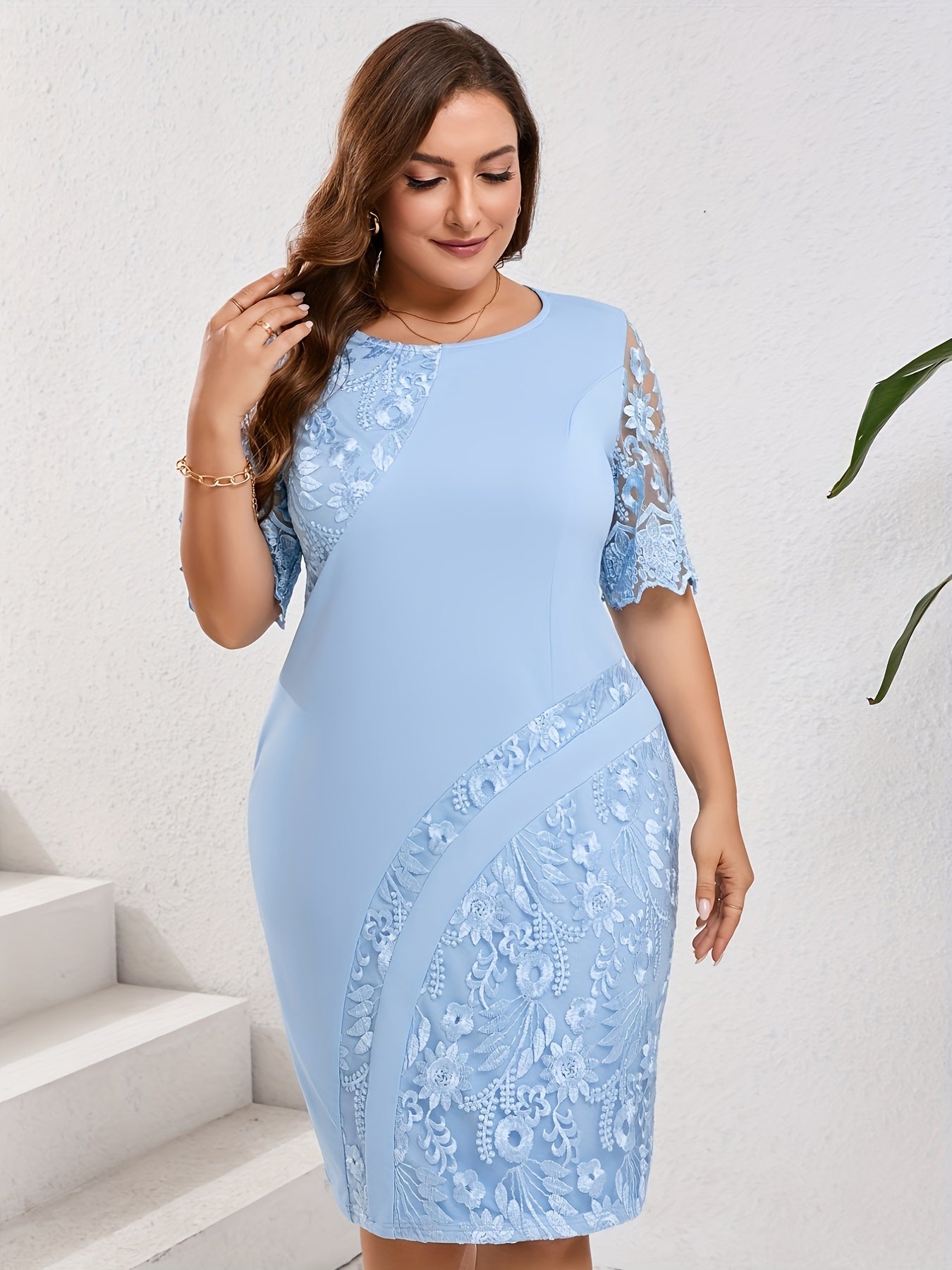 Elegant Floral Lace Sheath Dress for Women with Round Neck Half Sleeve Bodycon Cocktail Style