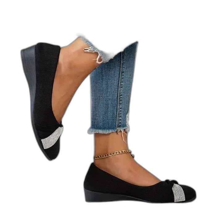 Comfortable Black Flats for Women with Pointed Toe Casual Style