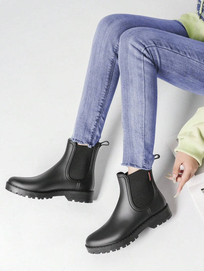 Comfortable Black Leather Ankle Boots for Women with Closed Toe Casual Style