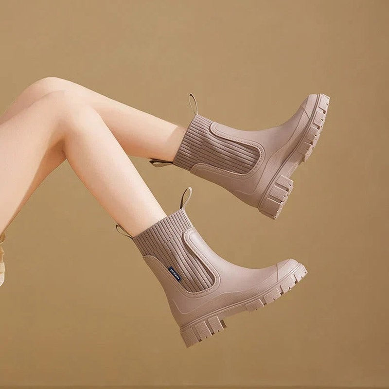 Comfortable Black Leather Ankle Boots for Women with Closed Toe Casual Style