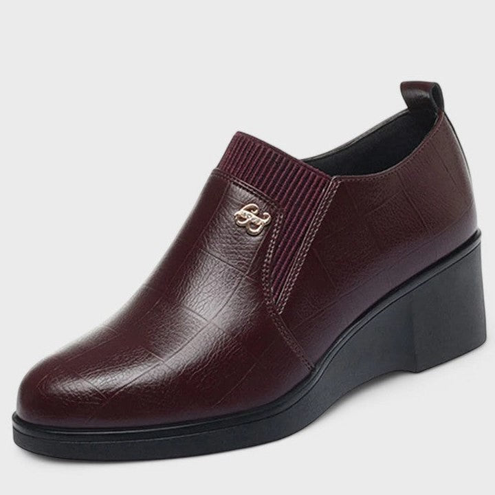 Comfortable Black Leather Loafers for Women with Wedge Pointed Toe Casual Style
