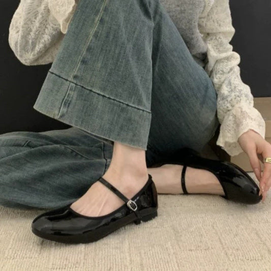 Comfortable Black Leather Mary Jane Shoes for Women with Ankle Strap Closed Toe Buckle Casual Style