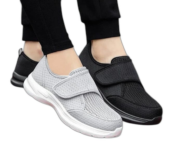 Comfortable Black Loafers for Women with Closed Toe Casual Style