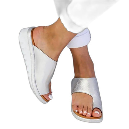 Comfortable Black Platform Sandals for Women with Slingback Open Toe Casual Style