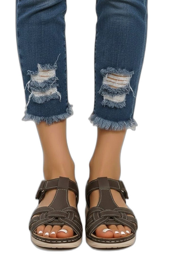 Comfortable Brown Leather Sandals for Women with Ankle Strap Open Toe Buckle Casual Style