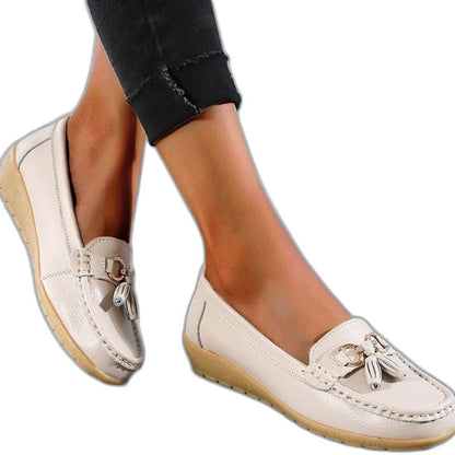 Comfortable Cream Leather Loafers for Women with Tassel Closed Toe Casual Style