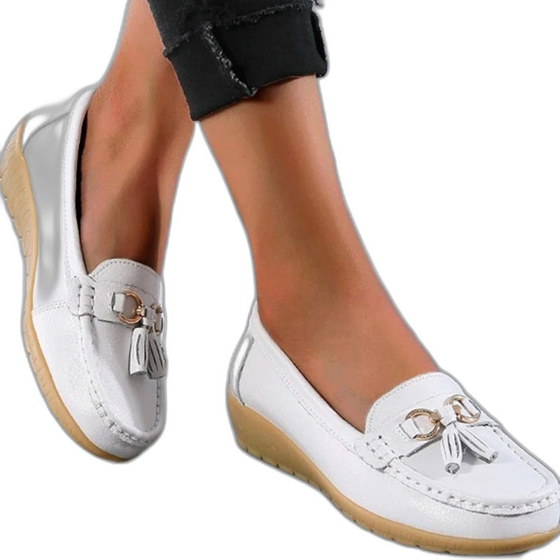 Comfortable Cream Leather Loafers for Women with Tassel Closed Toe Casual Style