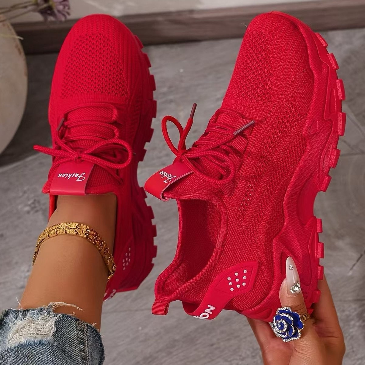 Comfortable Cream Mesh Sneakers for Women with Platform Closed Toe Lace Up Casual Style