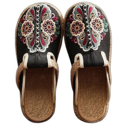 Comfortable Floral Mules for Women with Closed Toe Casual Style