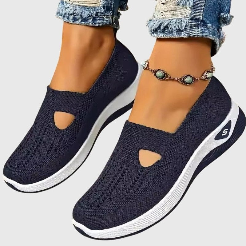 Comfortable Green Mesh Sneakers for Women with Closed Toe Casual Style