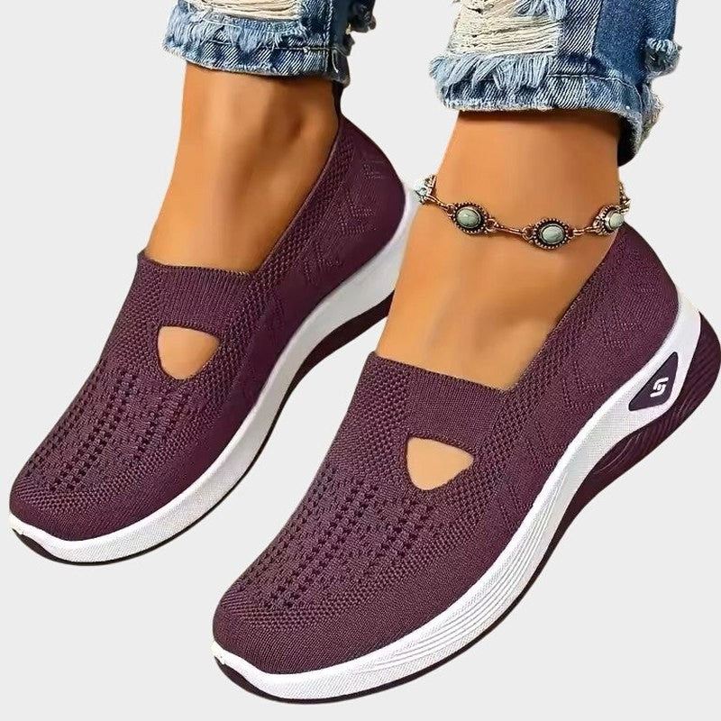 Comfortable Green Mesh Sneakers for Women with Closed Toe Casual Style