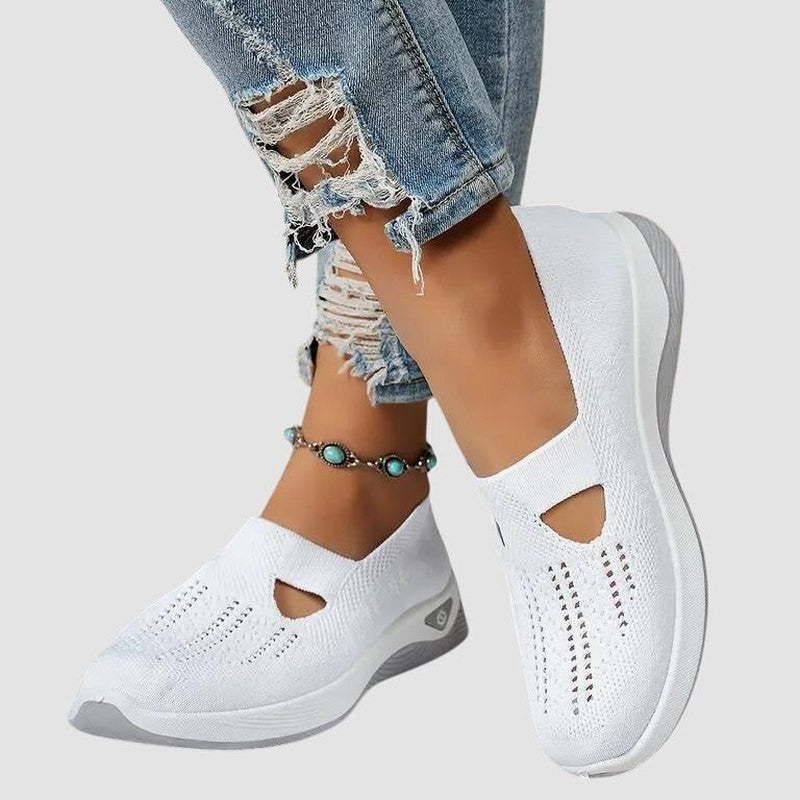 Comfortable Green Mesh Sneakers for Women with Closed Toe Casual Style