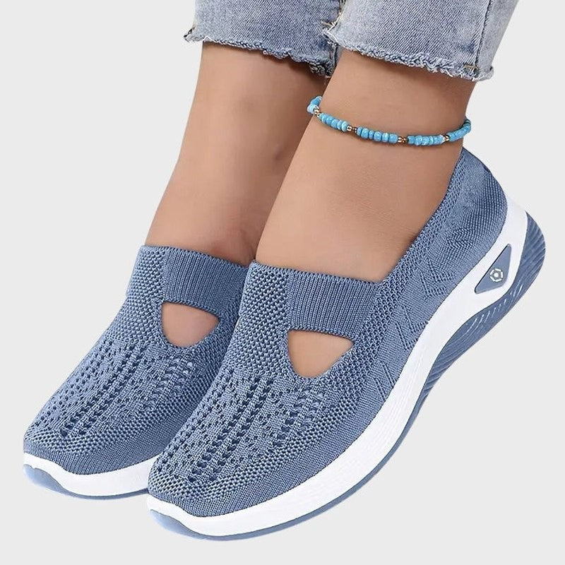 Comfortable Green Mesh Sneakers for Women with Closed Toe Casual Style