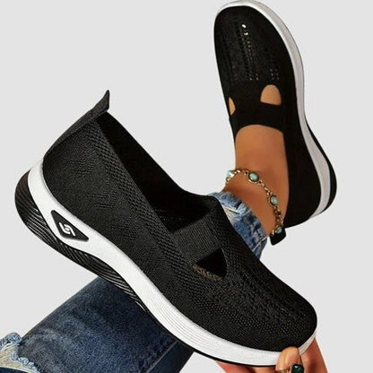 Comfortable Green Mesh Sneakers for Women with Closed Toe Casual Style