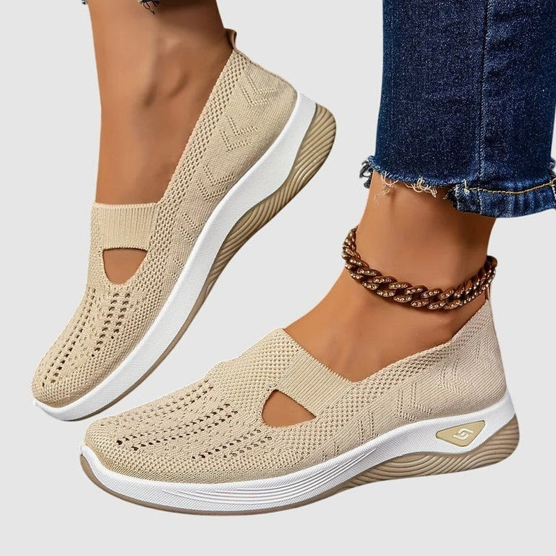 Comfortable Green Mesh Sneakers for Women with Closed Toe Casual Style