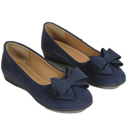 Comfortable Grey Suede Flats for Women with Closed Toe Casual Style