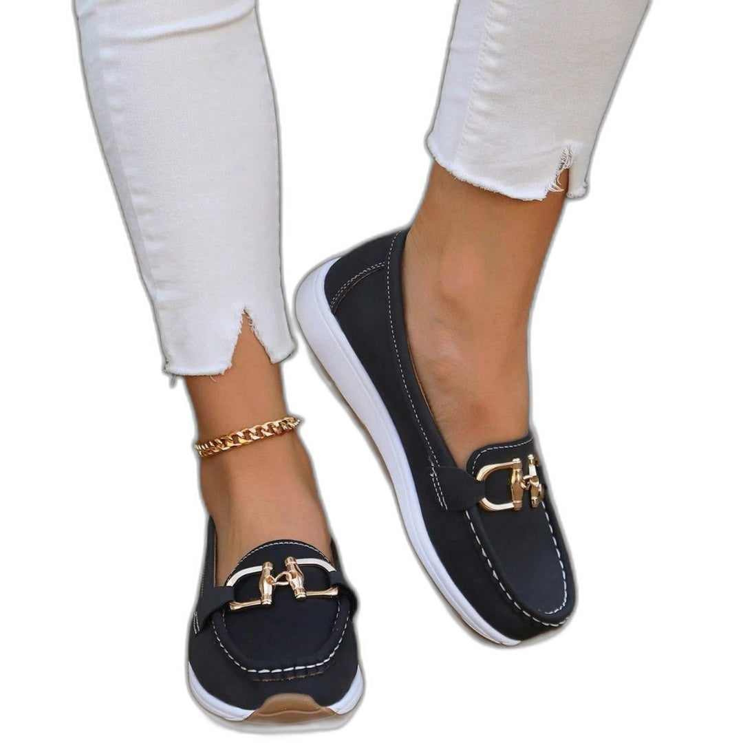 Comfortable Leather Loafers for Women with Closed Toe Casual Style