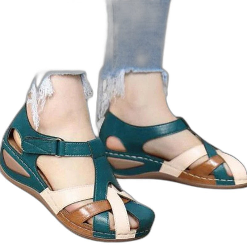 Comfortable Leather Sandals for Women with Closed Toe Buckle Casual Style