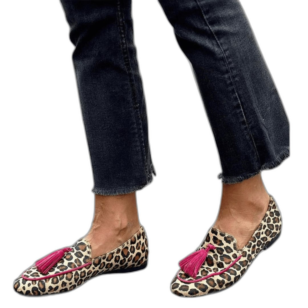 Comfortable Leopard Loafers for Women with Fringe Closed Toe Casual Style