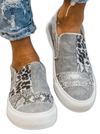 Comfortable Sneakers for Women with Platform Closed Toe Casual Style