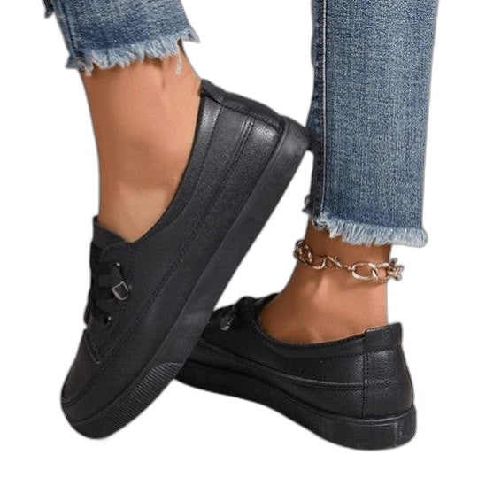 Comfortable White Sneakers for Women with Closed Toe Lace Up Casual Style