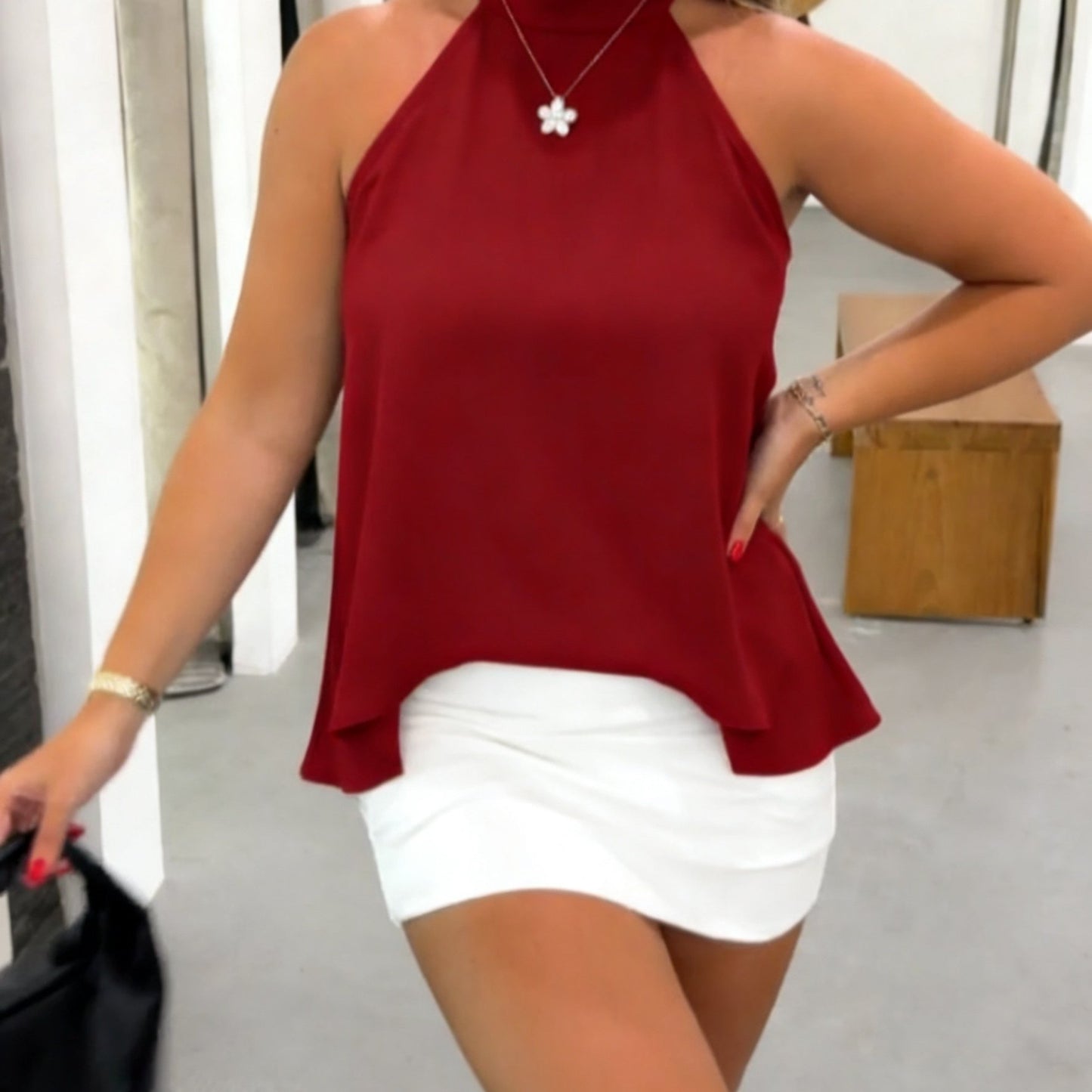 Effortless Halter Top for Women with High Neck Sleeveless Flowing Tank Style