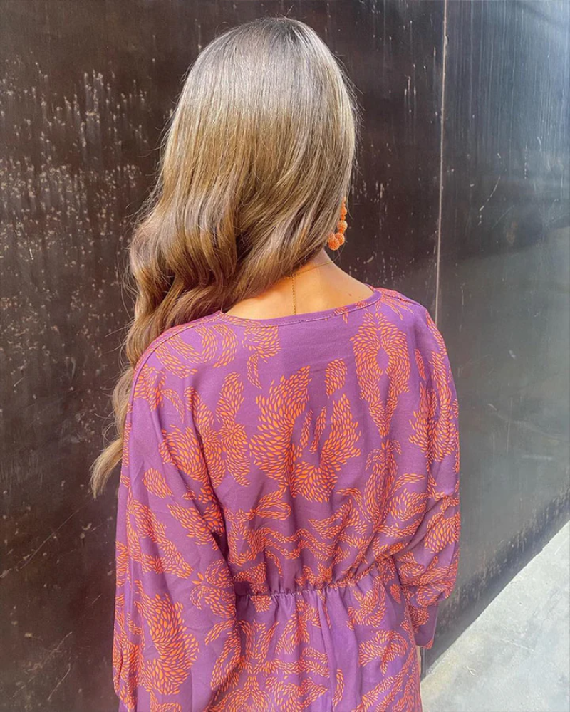 Elegant Printed Maxi Dress for Women with V Neck Long Sleeve Twist Front Flowing Bohemian Style