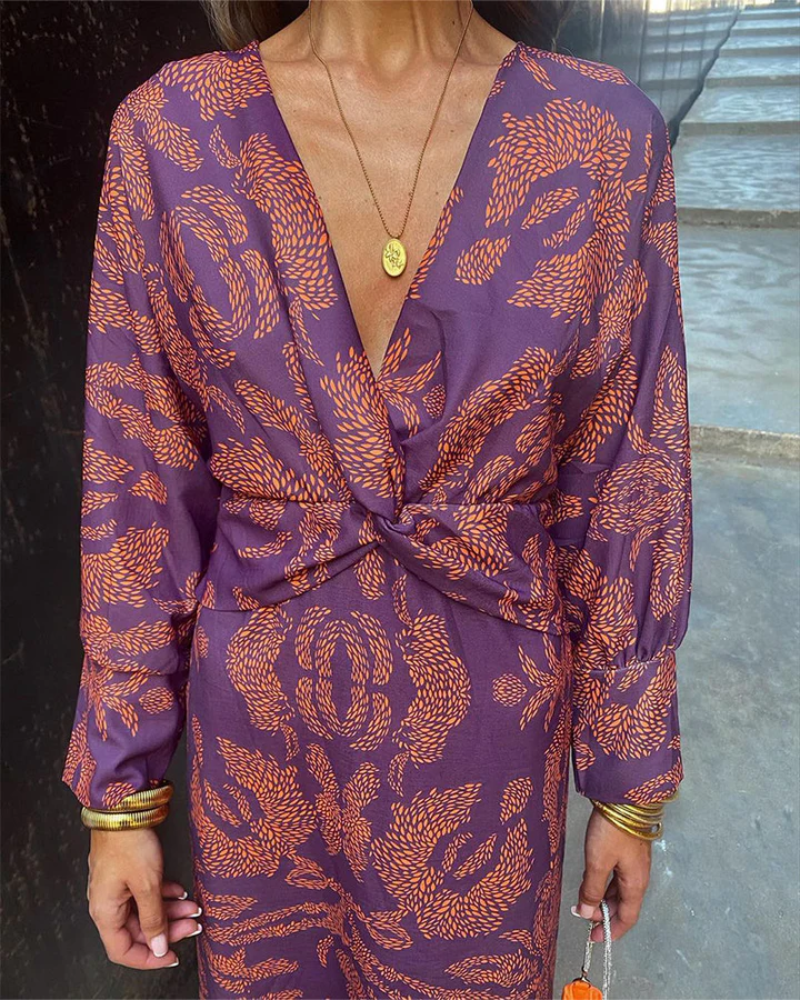 Elegant Printed Maxi Dress for Women with V Neck Long Sleeve Twist Front Flowing Bohemian Style
