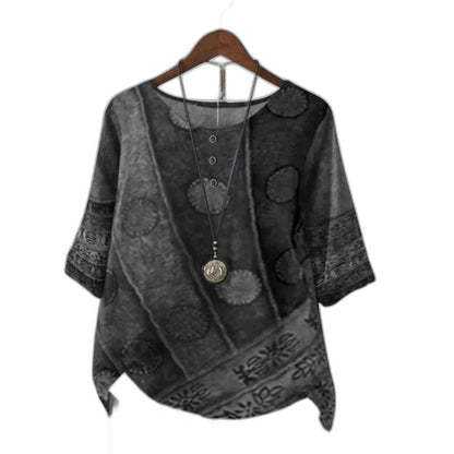 Effortless Abstract Blouse for Women with Crew Neck Short Sleeve Oversized Casual Style