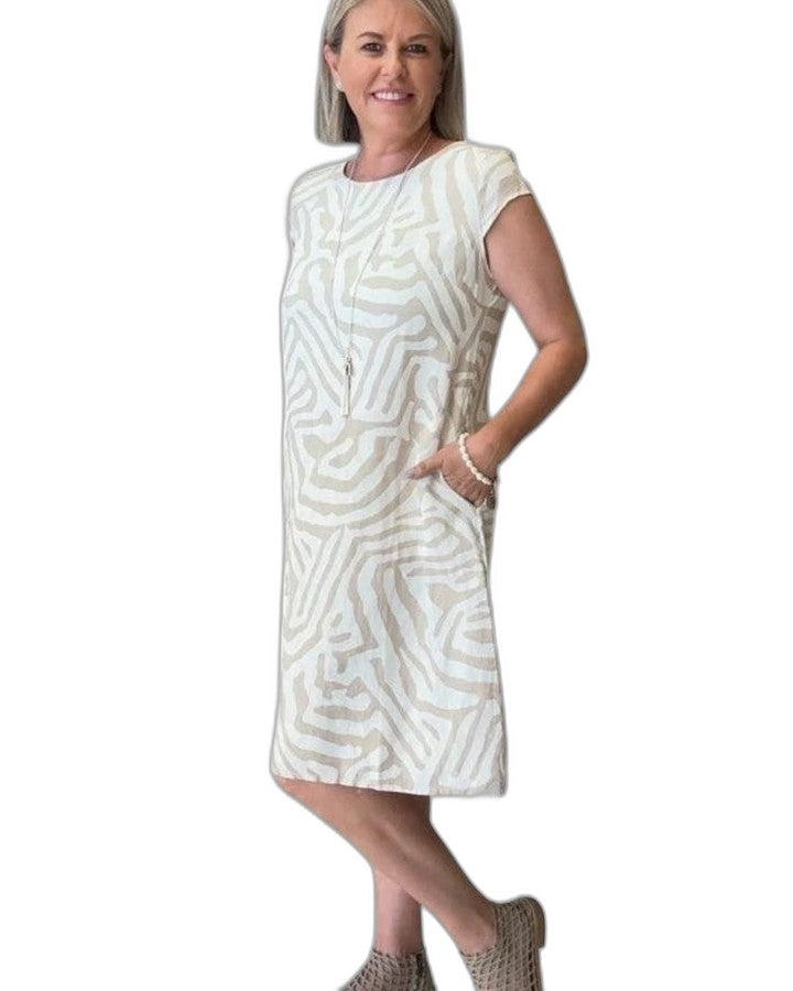 Effortless Abstract Midi Dress for Women with Crew Neck Short Sleeve Flowing Pockets Casual Style