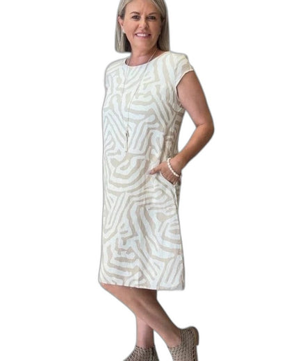 Effortless Abstract Midi Dress for Women with Crew Neck Short Sleeve Flowing Pockets Casual Style