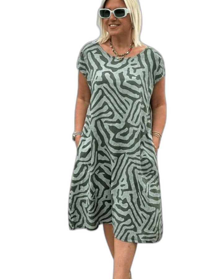 Effortless Abstract Midi Dress for Women with Crew Neck Short Sleeve Flowing Pockets Casual Style