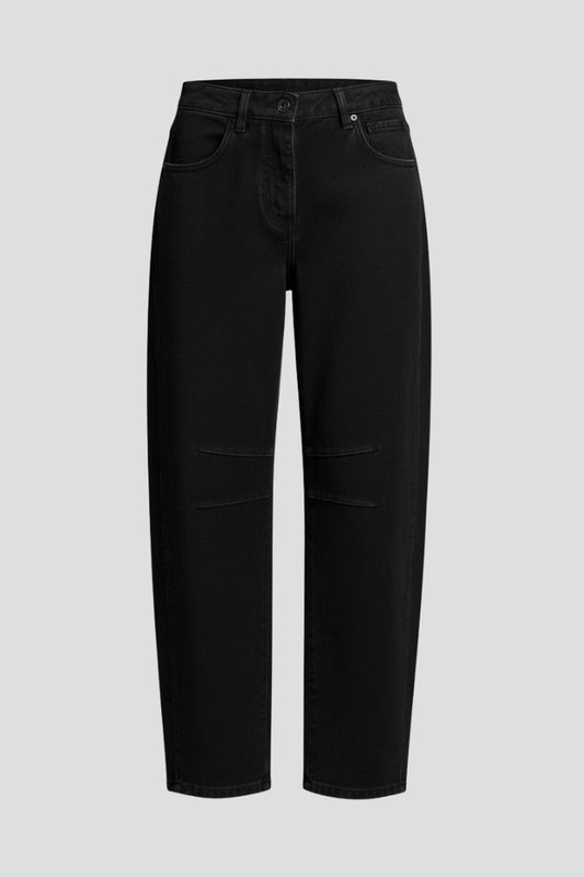 Effortless Black Denim Jeans for Women with Cropped Straight Leg Pockets Casual Style