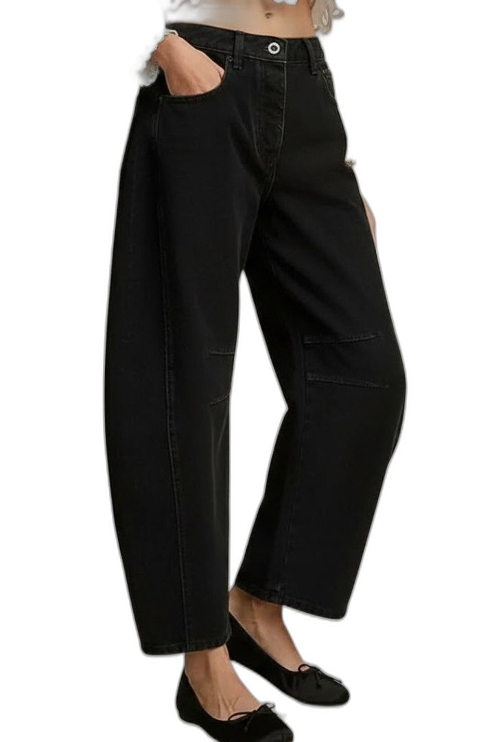 Effortless Black Denim Jeans for Women with Cropped Straight Leg Pockets Casual Style