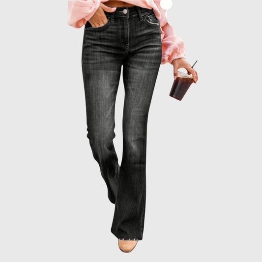 Effortless Black Denim Jeans for Women with Straight Leg Casual Style