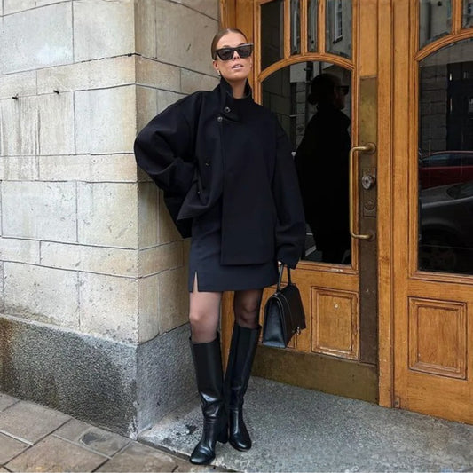 Effortless Black Jacket for Women with Collared Long Sleeve Button Front Oversized Casual Style