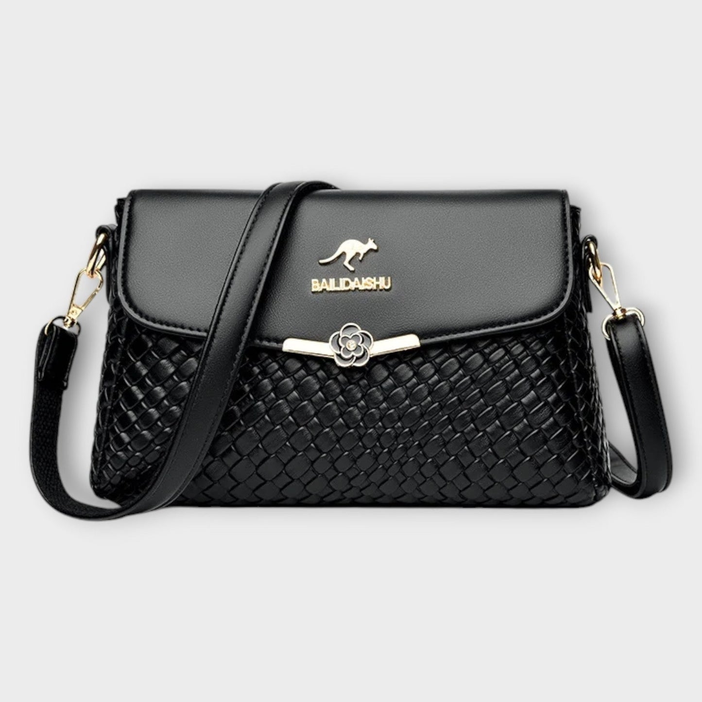 Effortless Black Leather Crossbody Bag for Women with Chain Strap Shoulder Casual Style