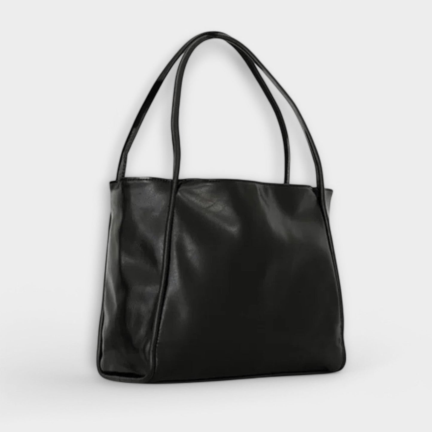 Effortless Black Leather Tote Bag for Women with Casual Style