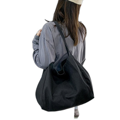 Effortless Black Tote Bag for Women with Casual Style
