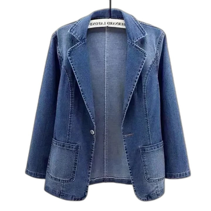 Effortless Blue Denim Jacket for Women with Collared Long Sleeve Button Front Cropped Pockets Casual Style